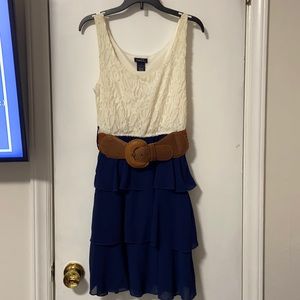 White and navy blue dress size S